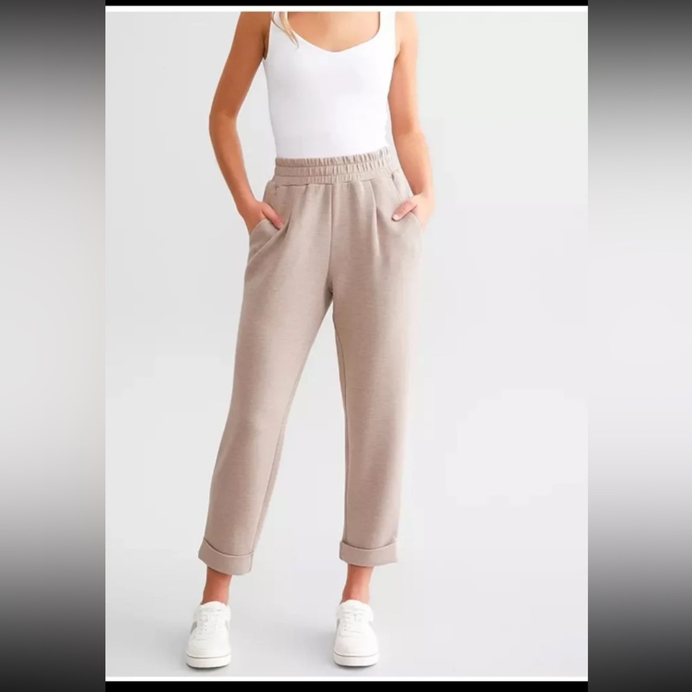 Varley The Rolled Cuff Pants in Taupe Marl size Large - Picture 5 of 12